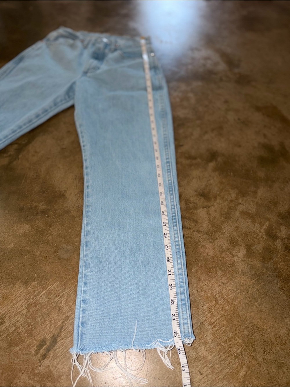 Wrangler Light Wash High Rise Crop Jeans Raw Hem Size 5 - Picture 6 of 10